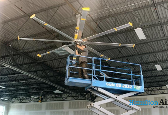 Industrial HVLS Fan for warehouses and distribution centers